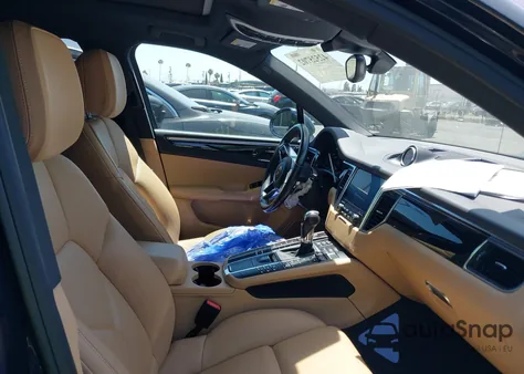 2018 Porsche Macan from USA, damaged, VIN WP1AA2A58JLB06928